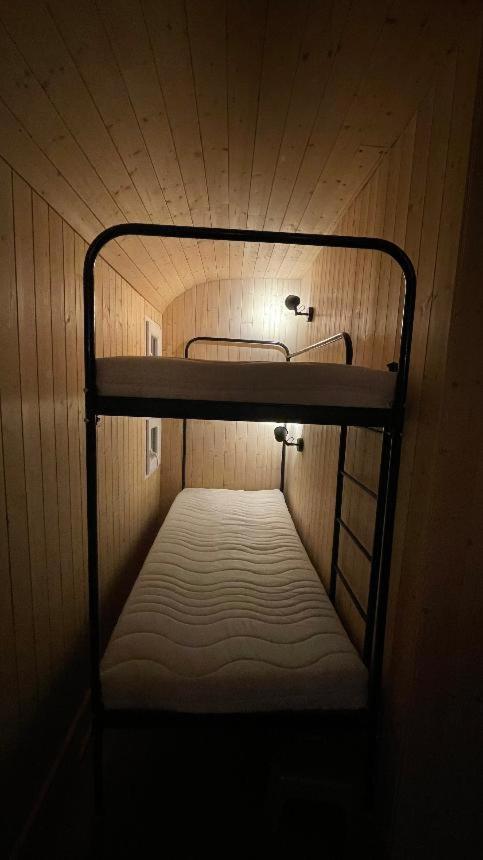 Glamping - Stylova Maringotka V Srdci Ladova Kraje, Pobliz Hlavniho Mesta Prahy Stribrna Skalice Kültér fotó